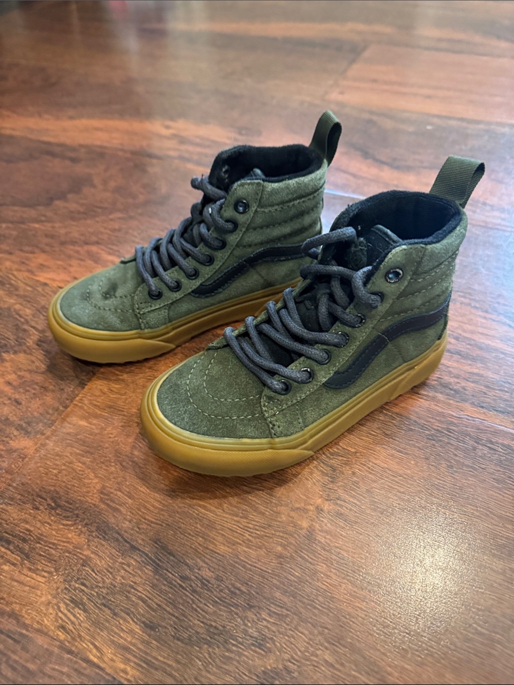 Vans Little Kids Sk8-Hi Water Resistant Shoe size 12